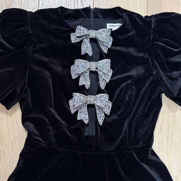 Mainstrip Bows and Velvet Minidress, Black, sz S (Junior’s) - Picture 3 of 14